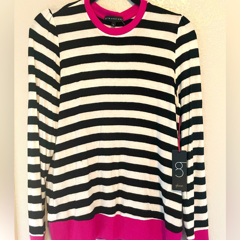 GibsonLook Lightweight Sweater